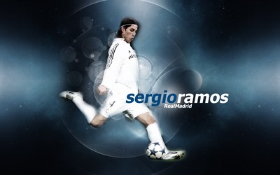 利来快讯-一场德比战中的北马其顿国脚